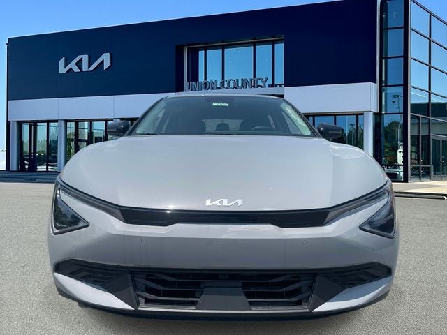 2026 Kia EV6 Light