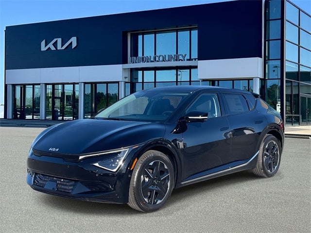 2025 Kia EV6 Wind