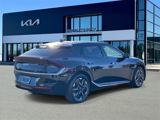 2025 Kia EV6 Wind