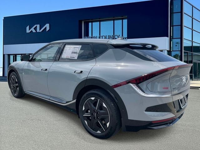 2026 Kia EV6 Wind