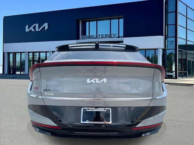 2026 Kia EV6 Wind