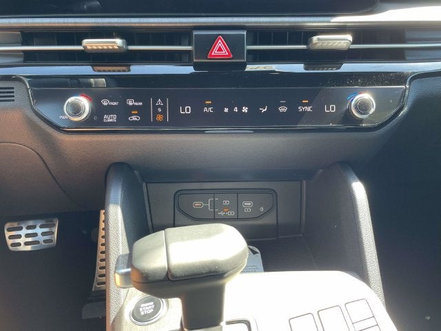2027 Kia Sportage X-Pro Prestige