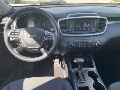 2020 Kia Sorento LX