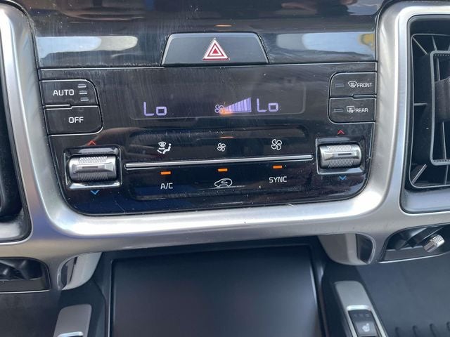 2023 Kia Sorento S