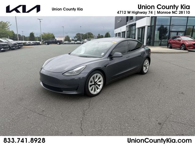 2023 Tesla Model 3 RWD