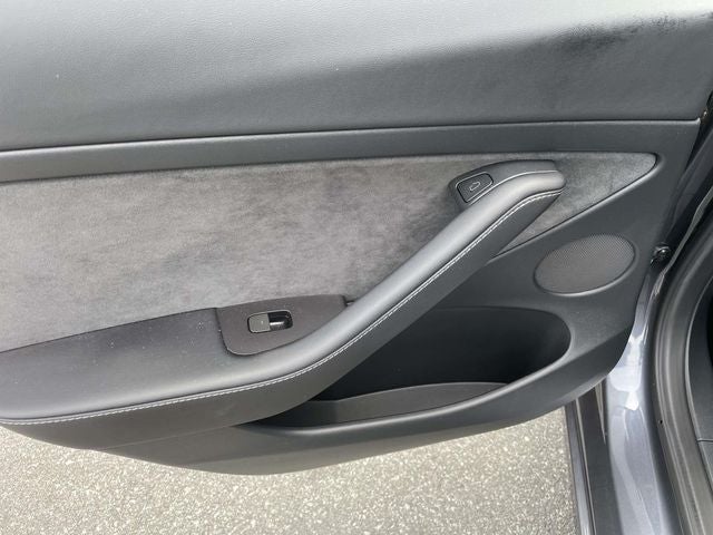 2023 Tesla Model 3 RWD