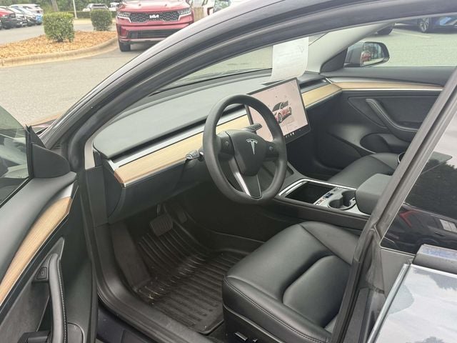 2023 Tesla Model 3 RWD