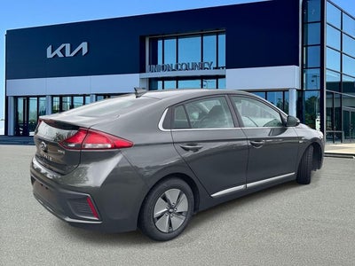 2020 Hyundai Ioniq Hybrid SE