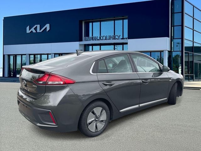 2020 Hyundai Ioniq Hybrid SE