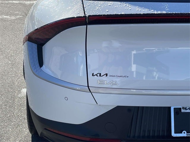 2024 Kia EV6 Light
