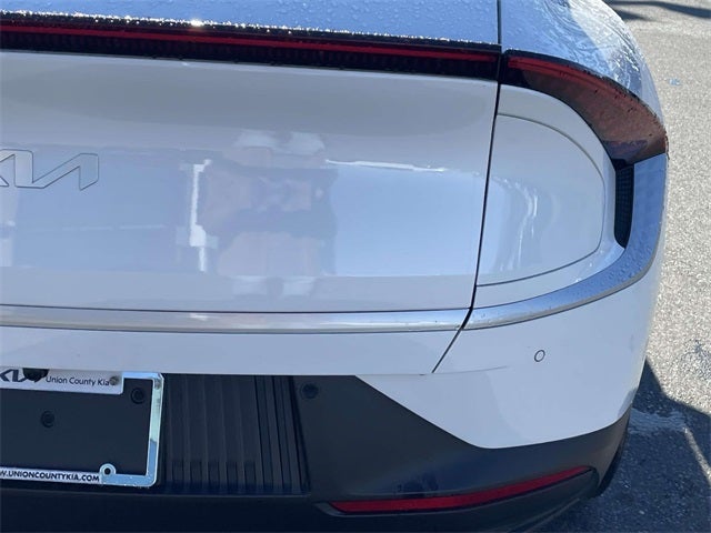 2024 Kia EV6 Light