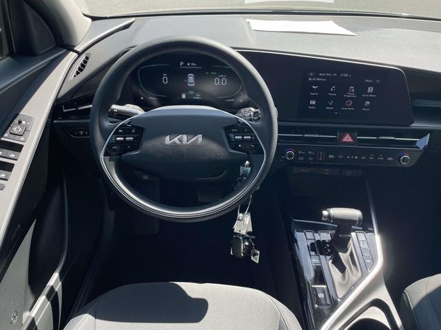 2023 Kia Niro LX