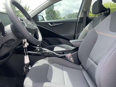 2026 Kia Niro LX