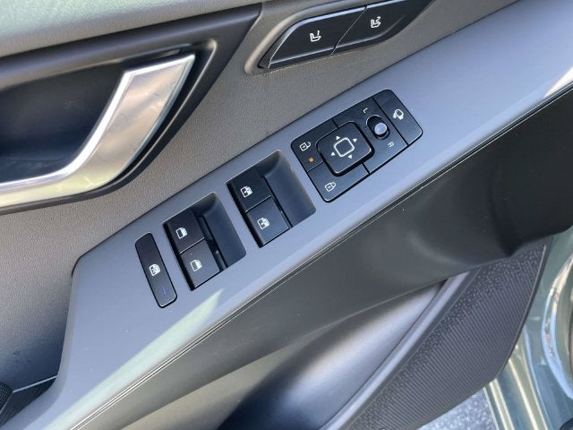 2027 Kia Niro SX