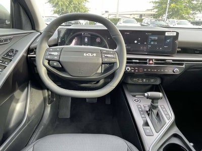 2027 Kia Niro SX