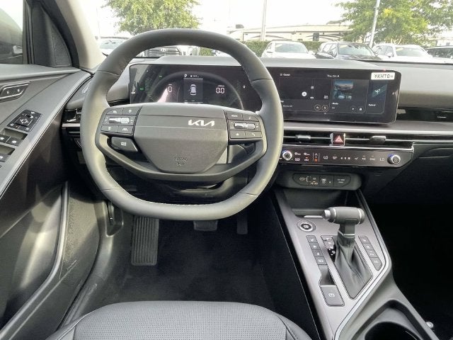 2027 Kia Niro SX