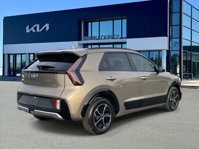 2027 Kia Niro SX