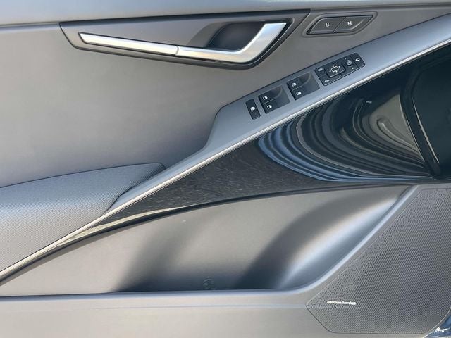 2025 Kia Niro SX Touring