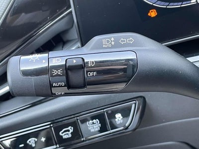 2025 Kia Niro SX Touring