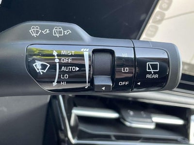 2025 Kia Niro SX Touring