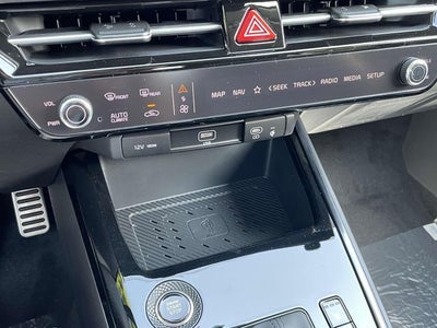 2025 Kia Niro SX Touring