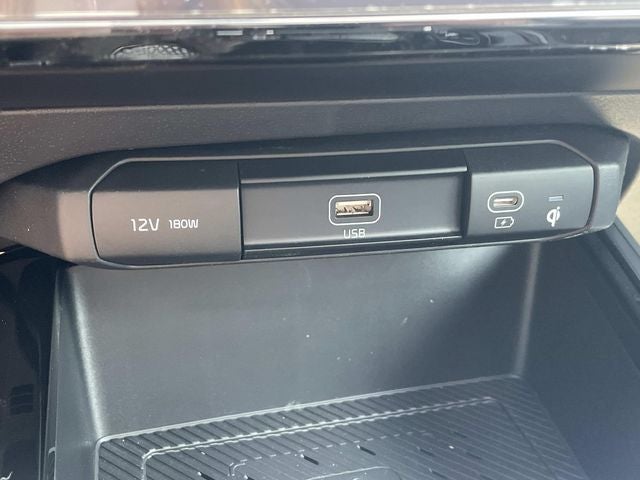 2026 Kia Niro SX