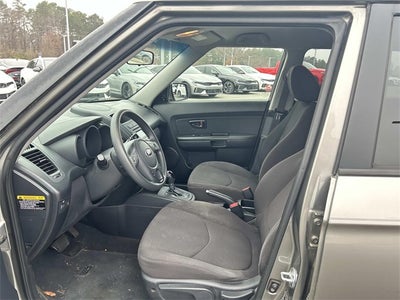 2013 Kia Soul Base