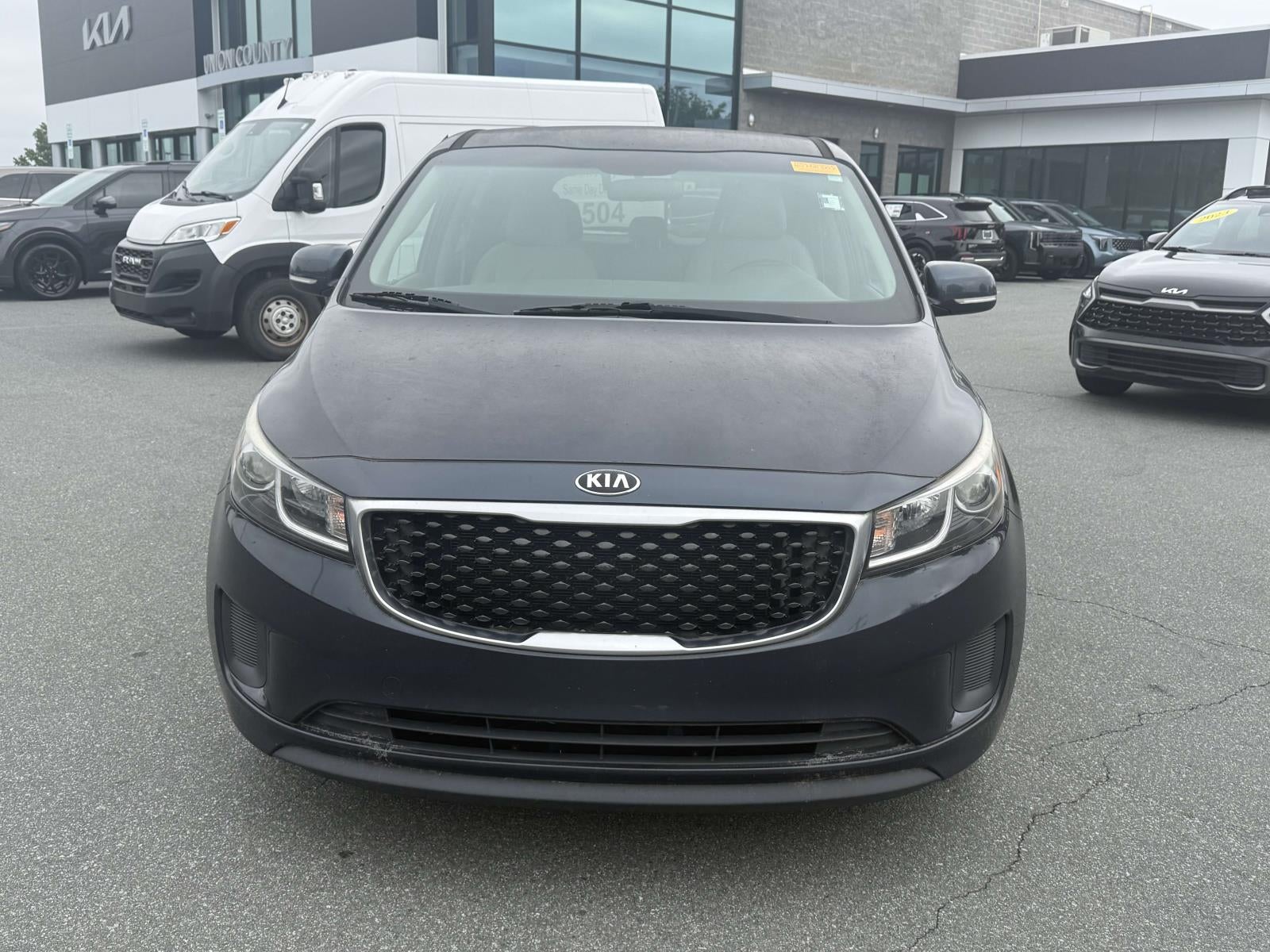 2017 Kia Sedona LX