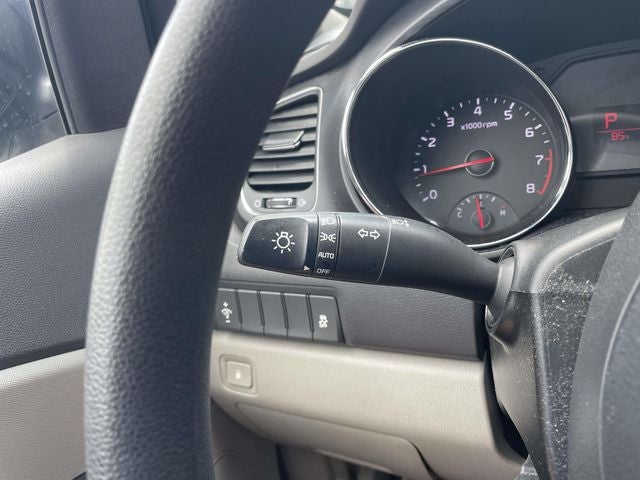 2017 Kia Sedona LX