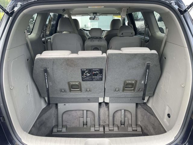 2017 Kia Sedona LX