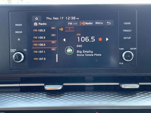 2024 Kia Carnival LX