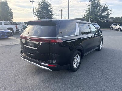 2024 Kia Carnival LX