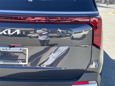 2026 Kia Carnival LX