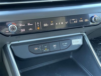 2026 Kia Carnival LX