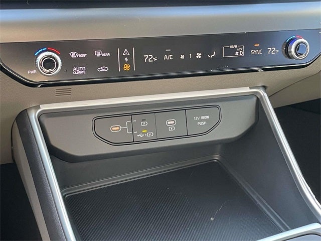 2026 Kia Carnival LXS