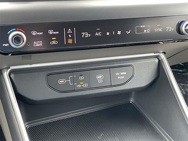 2026 Kia Carnival LXS