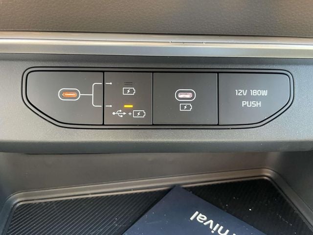 2026 Kia Carnival LXS