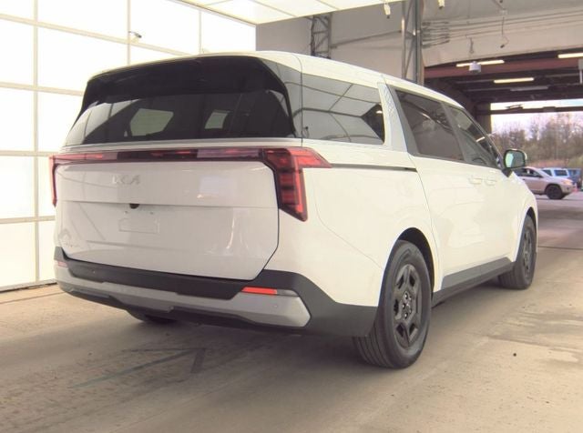 2025 Kia Carnival LXS