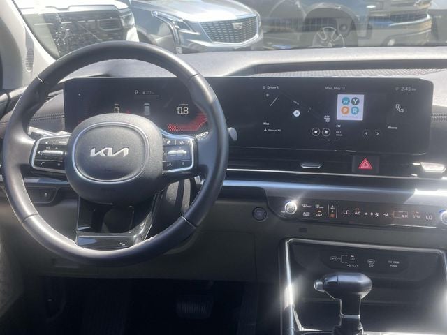 2025 Kia Carnival LXS