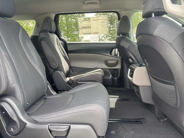 2026 Kia Carnival LX