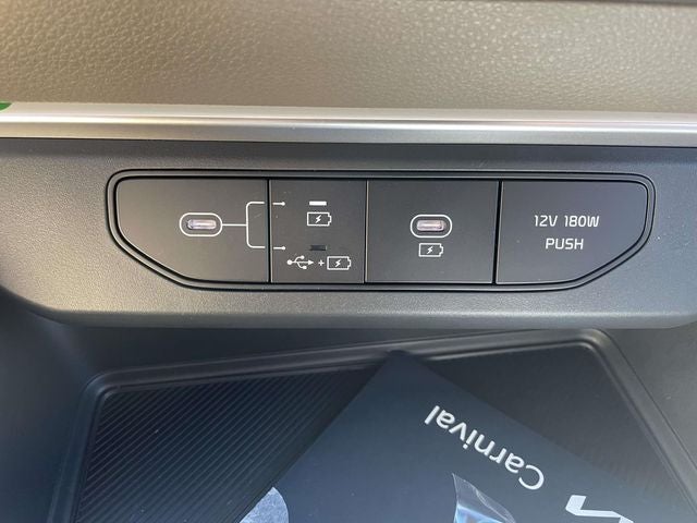 2026 Kia Carnival LX