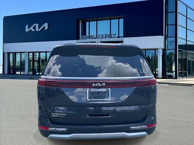 2024 Kia Carnival EX