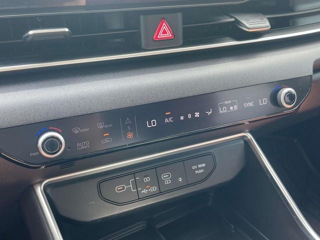 2025 Kia Carnival EX