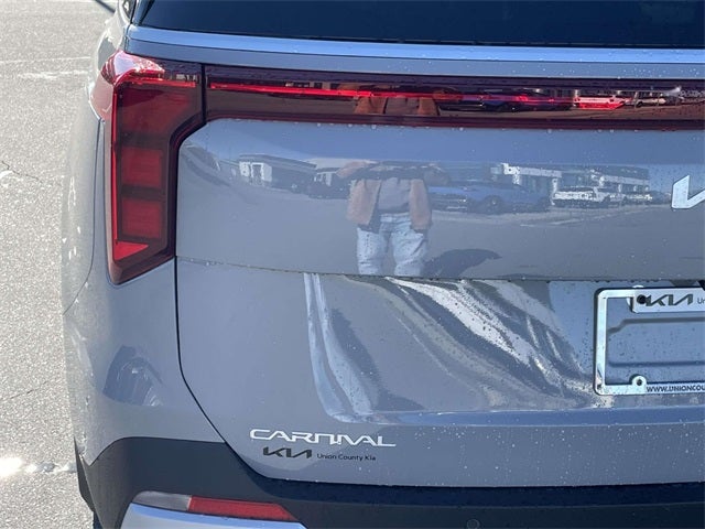 2026 Kia Carnival EX