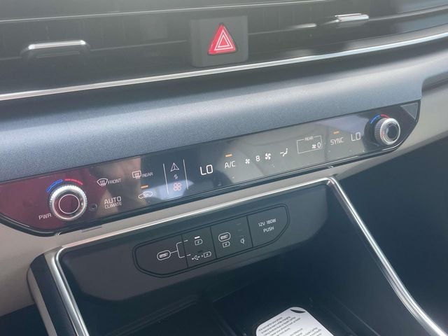 2026 Kia Carnival EX
