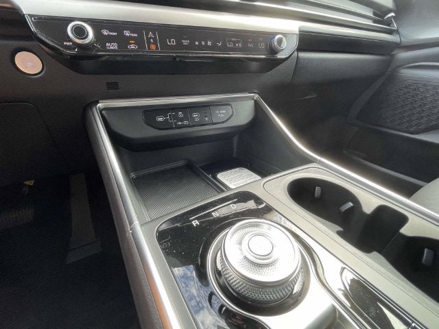 2027 Kia Carnival Hybrid EX