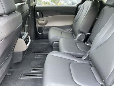 2027 Kia Carnival Hybrid EX