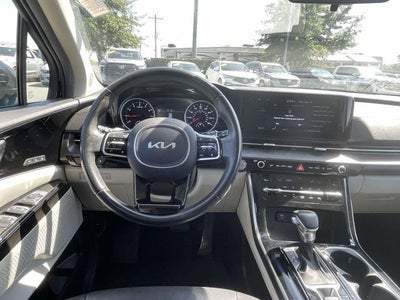 2022 Kia Carnival SX