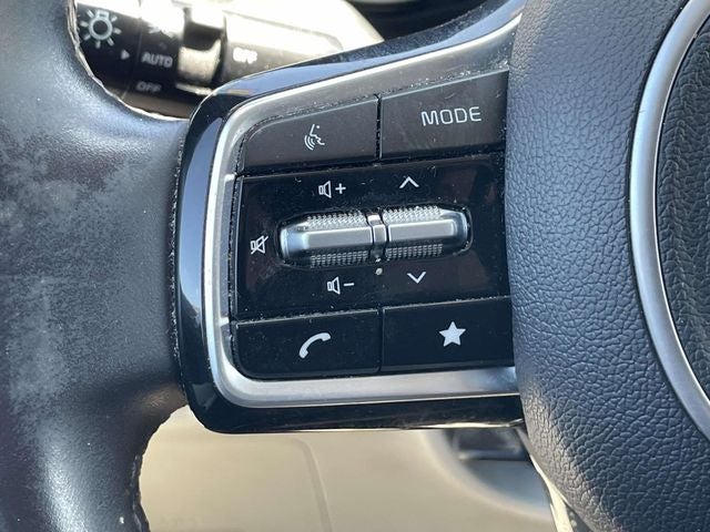 2022 Kia Carnival SX