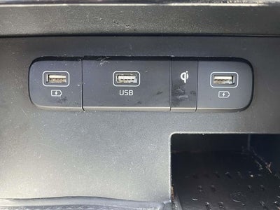 2022 Kia Carnival SX